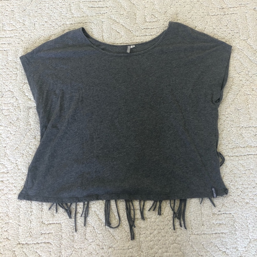 Gray t-shirt with fringe detail in back